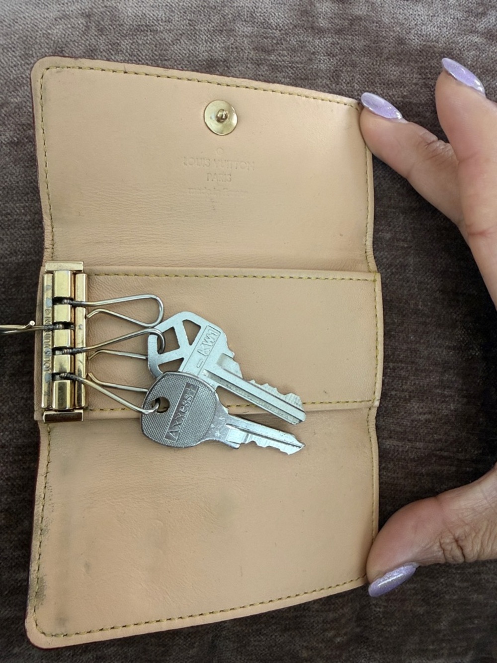 Louis Vuitton White Multicolor Monogram Key Case - Picture 9 of 16